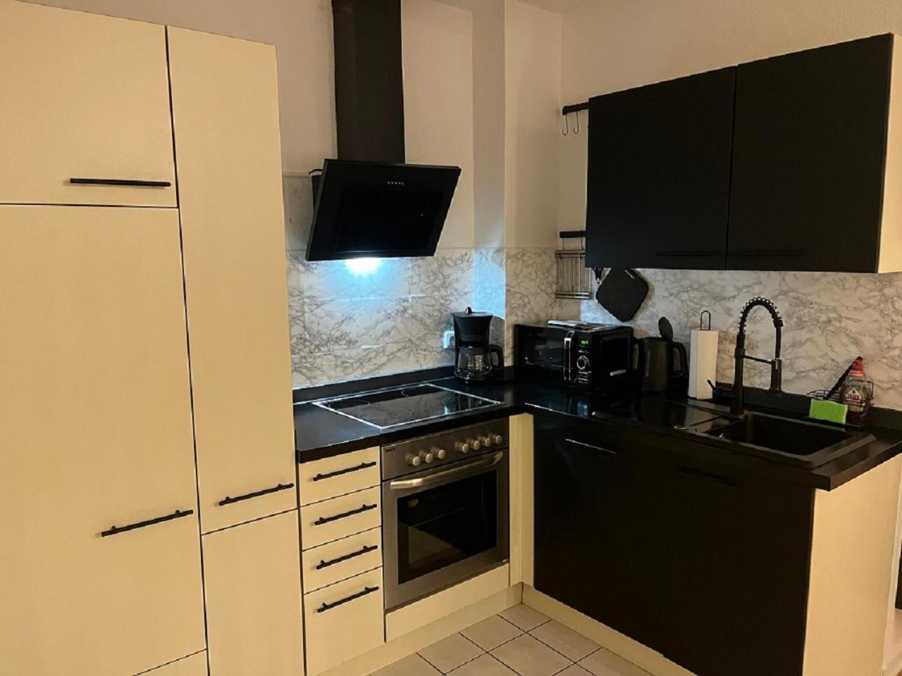 Ferienwohnung Am Knoops Park Бремен Екстер'єр фото